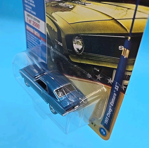 Johnny Lightning 1969 Chevrolet Camaro SS 1:64 ** 50 YEARS / MUSCLE CARS USA - Imagen 9 de 20