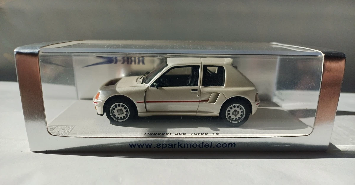 Miniature voiture Rally auto 1:43 Peugeot 205 T16 Véhicules