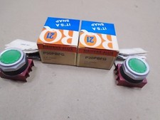 2 Lot NEW Siemens-Allis P30PBFG Pushbutton Green Flush Cap