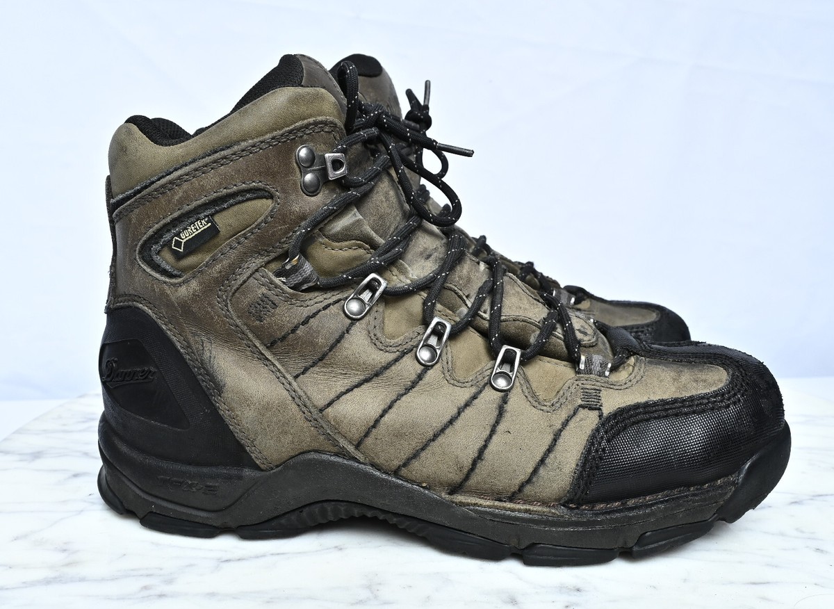 Danner Mt Defiance 5.5 Brown and Black Leather Waterproof Hiking Boot DANNER Mt Defiance 5.5 main image 3
