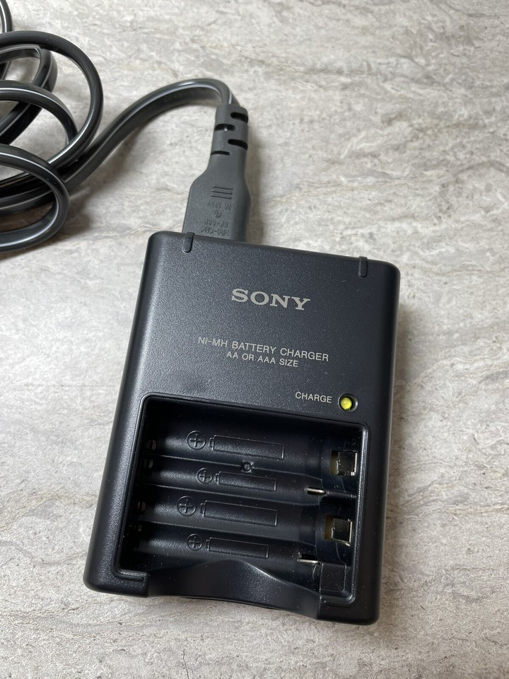 Sony NiMH Battery Charger AA & AAA Size Model No. BCCS2A 3Watts eBay