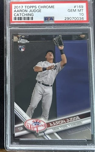 2017 Topps CHROME #169 Aaron Judge Catching Yankees RC Rookie PSA 10 GEM MINT