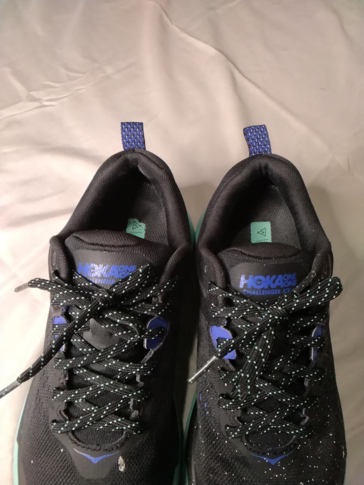 Hoka One One Women's Challenger ATR6 Black Gore Tex Athletic Shoes Sz 8.5B thumbnail 3