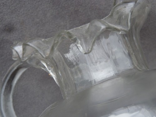 LOVELY ANTIQUE VICTORIAN MARY GREGORY GLASS JUG FRILLY 1880S ORNATE VASE/ BLOWN - Picture 7 of 9