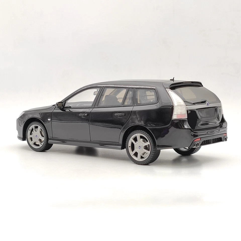 DNA Collectibles 1/18 Saab 9-3 Sportcombi Turbo X 2009 DNA000101 Resin Car Black - Image 3 of 4