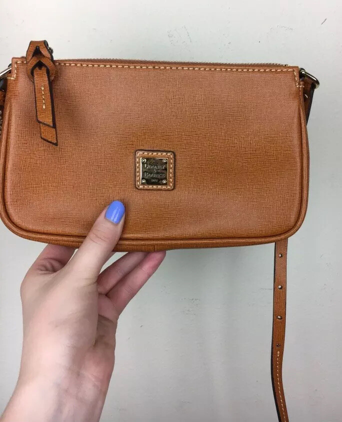 dooney and bourke saffiano lexi crossbody