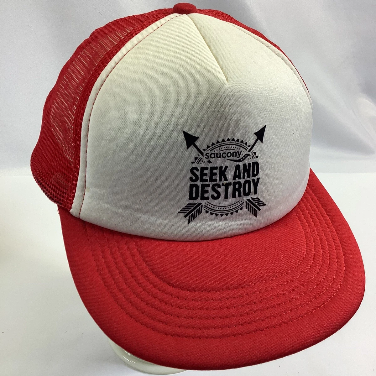Saucony hat top