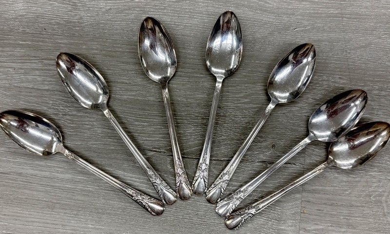 Vintage Lot Of 4 Original Wm Rogers Mfg Co Spoons Vintage