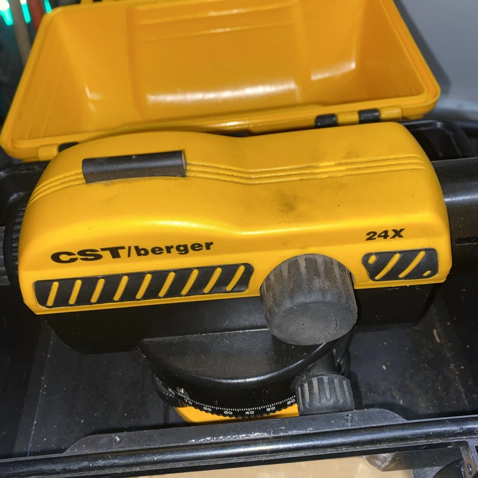 Nivel automático CST/Berger 24X con estuche rígido - Foto 3 de 4