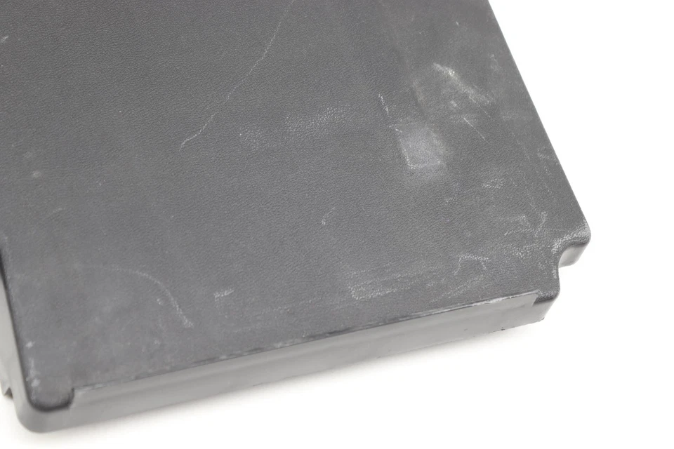 AUDI TT QUATTRO 2016-2023 - Neumático de repuesto derecho/cubierta de rueda 8S0012127C Foto 4 de 4