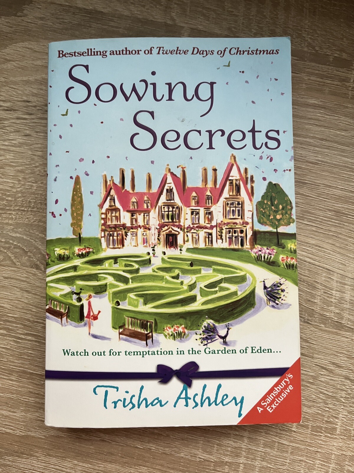 2 Trisha Ashley Books. Sowing Secrets & Wish Upon A Star. Chic Lit