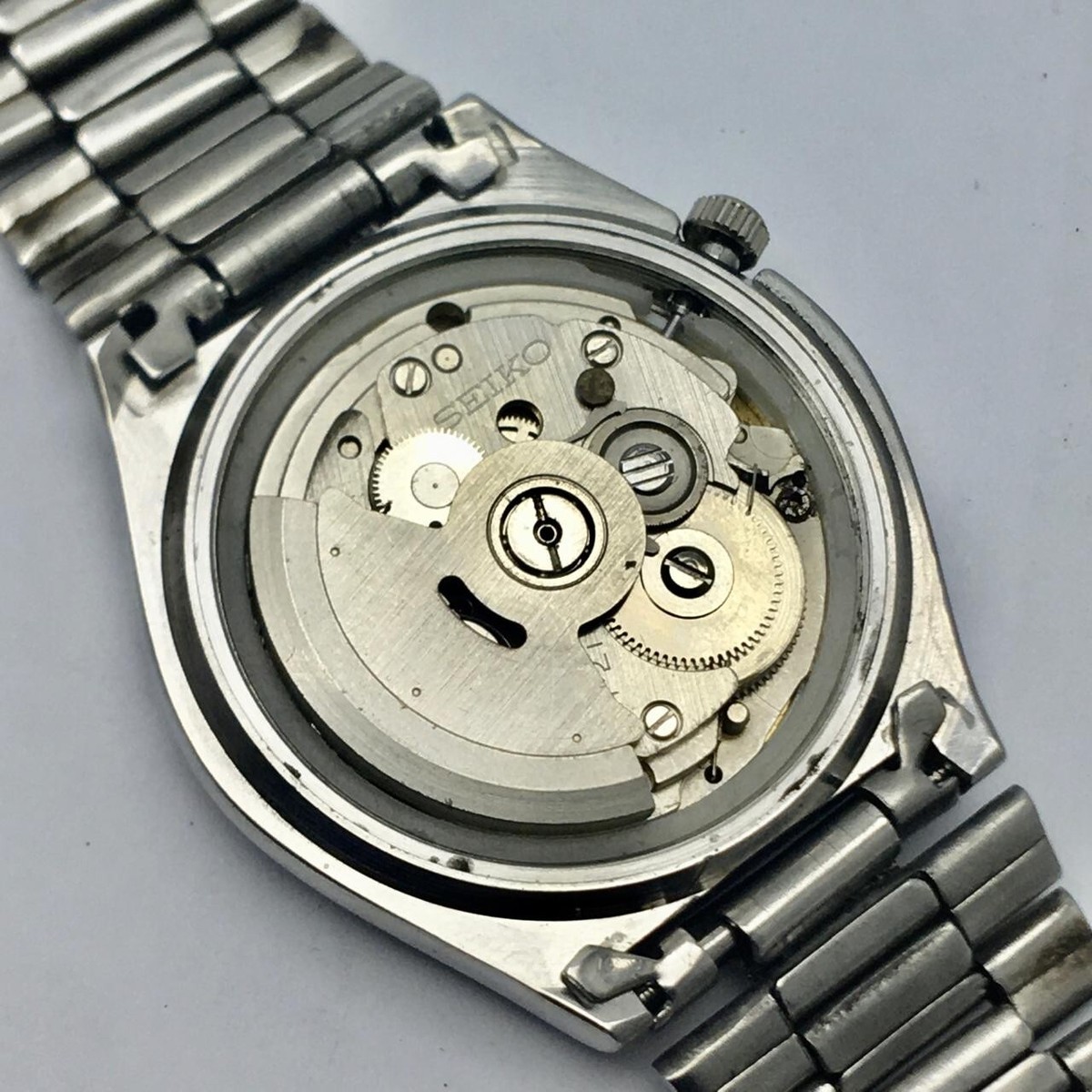 Tセイコー 5 7009-3170 自動巻き シルバー文字盤 Seiko 5 7009-3170 Men's Automatic Dress Watch, 1989