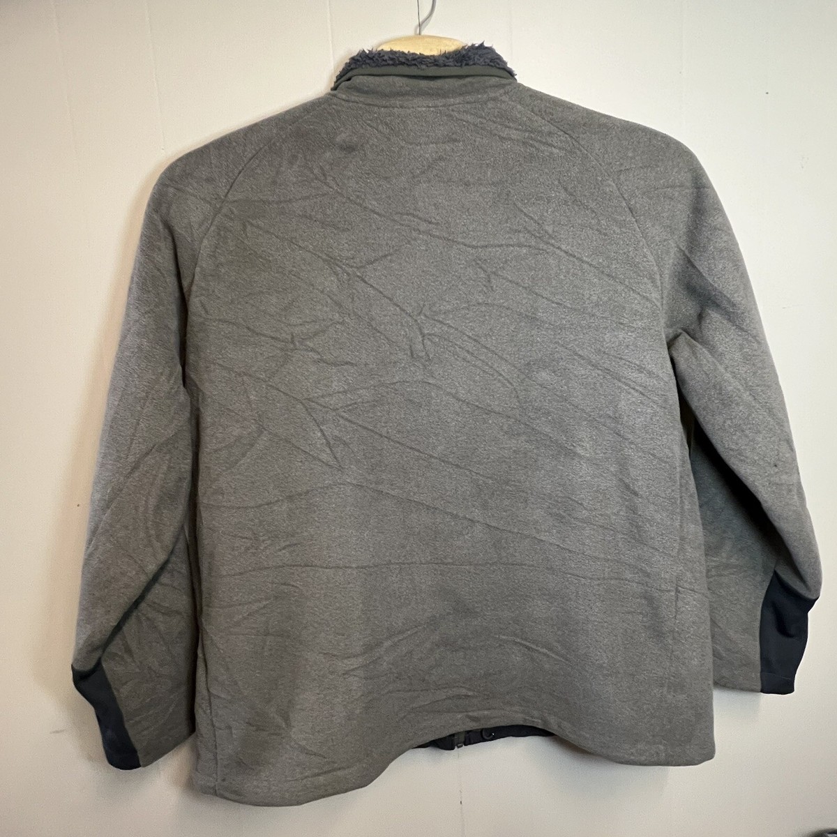 The North Face Men's Stone Gray Full Zip Sherpa Fleece Lined