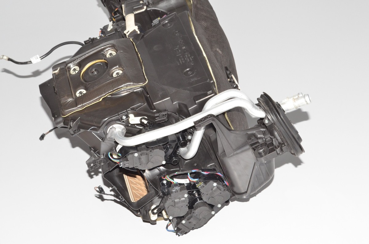 BMW F36 4er F20 F21 F30 F31 F32 Leergehäuse Heiz Klimagerät 