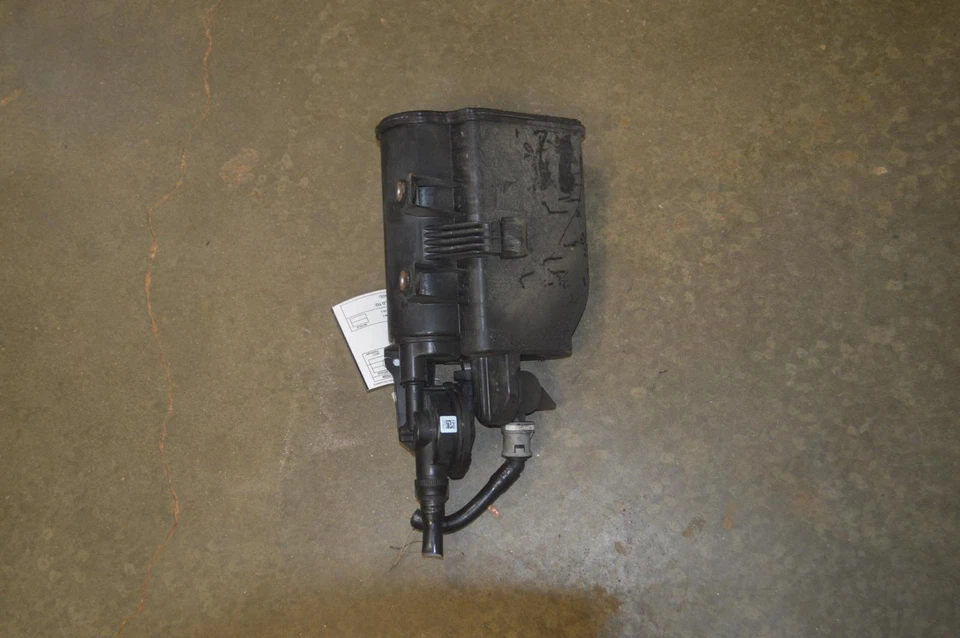 BMW 328I GT F34 2014-2016 2,0 L evaporador de combustible bote de vapor de carbón OEM Foto 2 de 3