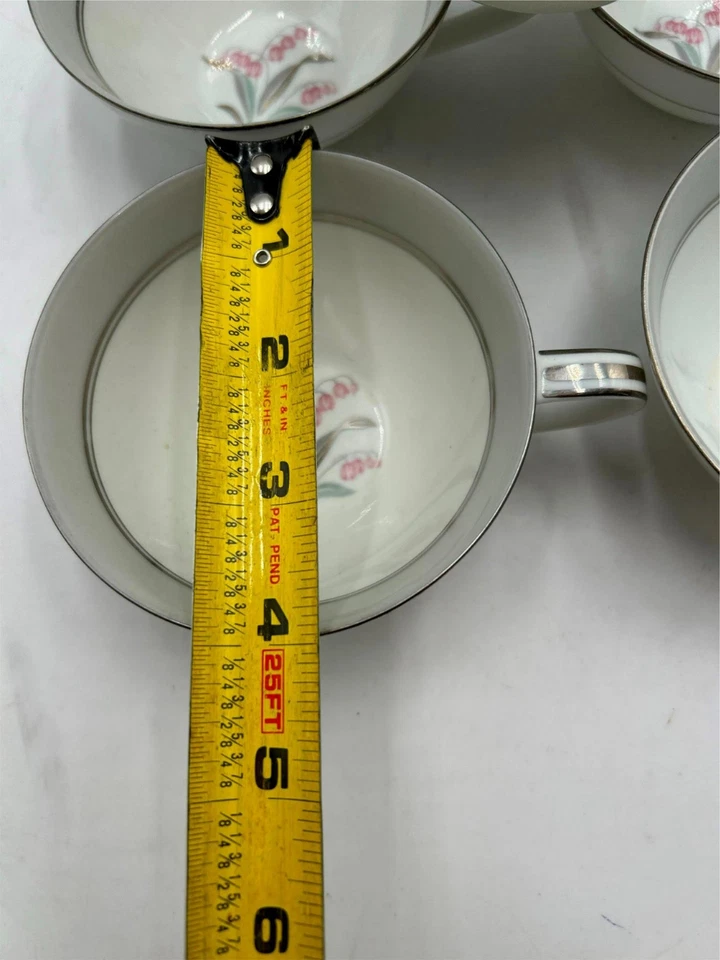 8) TAZAS NORITAKE LILYBELL **SIN PLATILLOS** #5556 EN MUY BUENA CONDICIÓN Foto 3 de 4