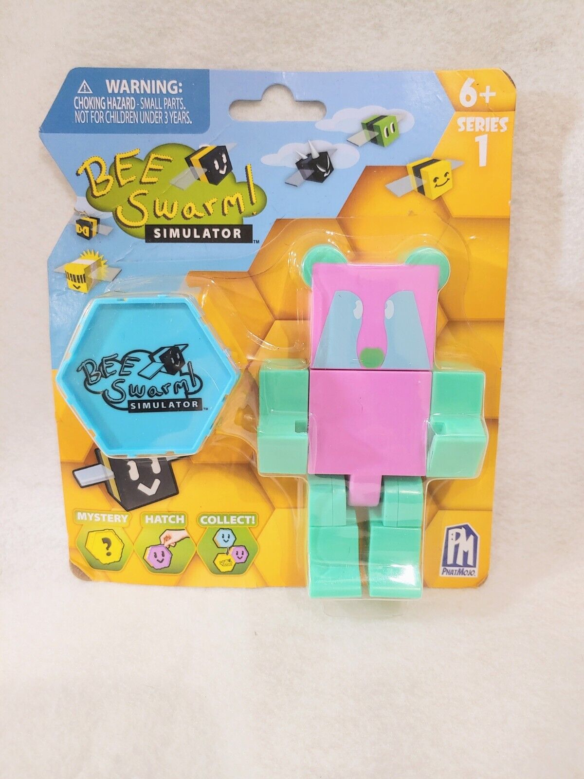 BEE SWARM SIMULATOR Gummy Bear Action Figure 