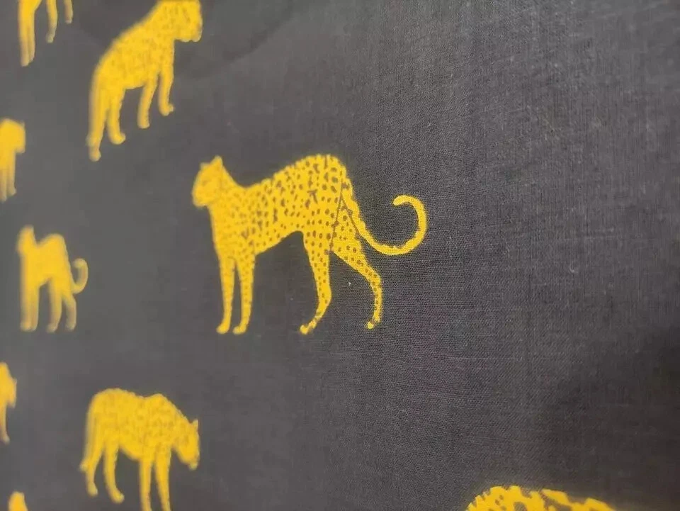 Telas de costura de tela de algodón impresas a mano de tigre azul indio de 25 yardas Foto 4 de 4