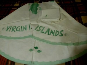 Vintg Tablecloth+8Napkins~66” Round WHT~Embroidery~Green Appliqué~Virgin Islands