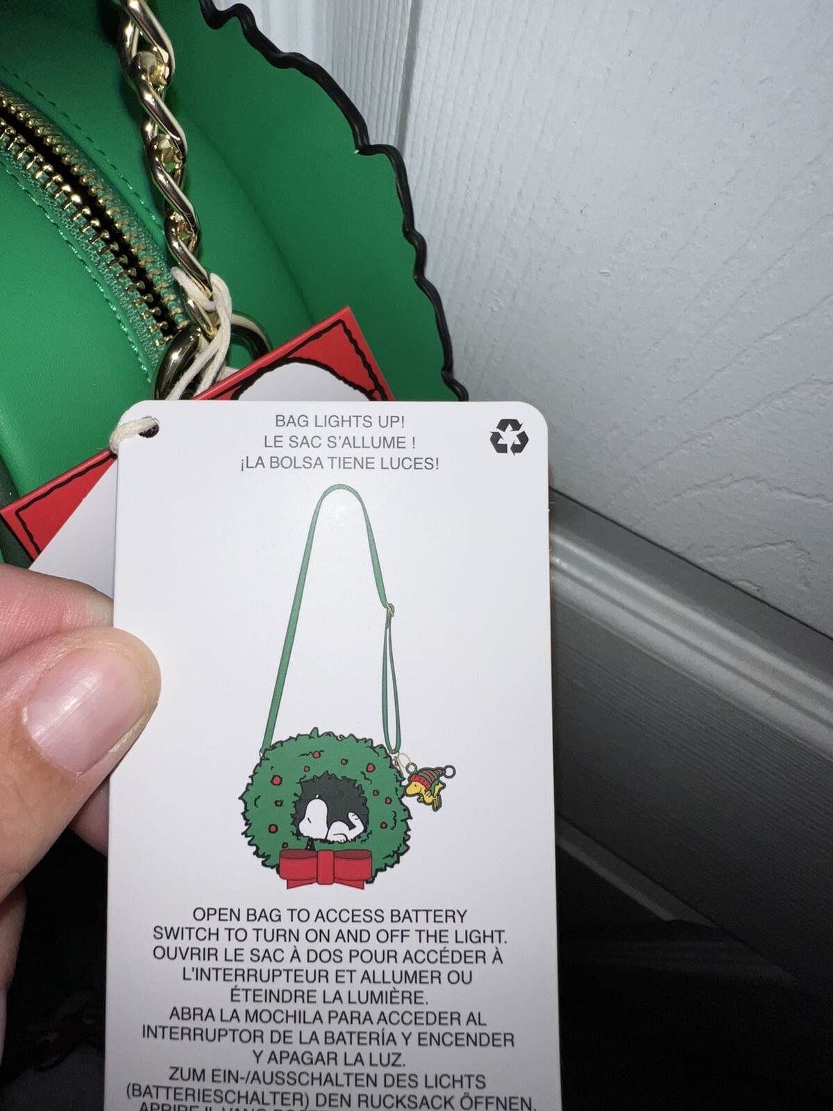 Loungefly Crossbody Christmas wreath Purse Peanuts Snoopy Woodstock ...