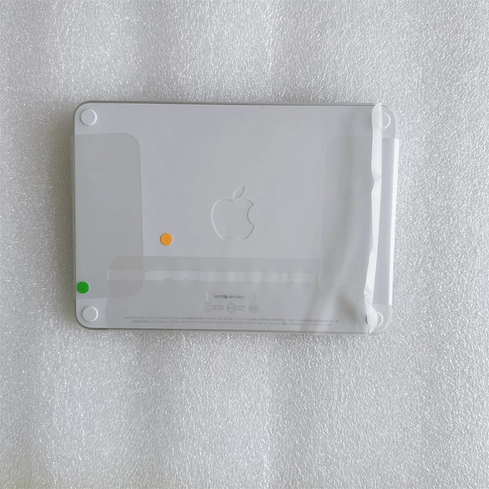 Magic touchpad 3 - Image 2 of 2