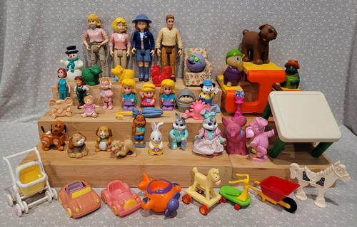 Vintage Playskool Fisher Price Furry Loving Families Hideaway Hollow Figure Lot