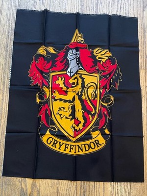 Fat Qtr of Fabric: Gryffindor Crest by Camelot Fabrics OOP