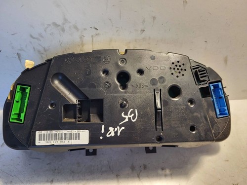 Volkswagen PASSAT B5 1998 Benzin Geschwindigkeitsmesser Cockpit 3B0919861B 92kW