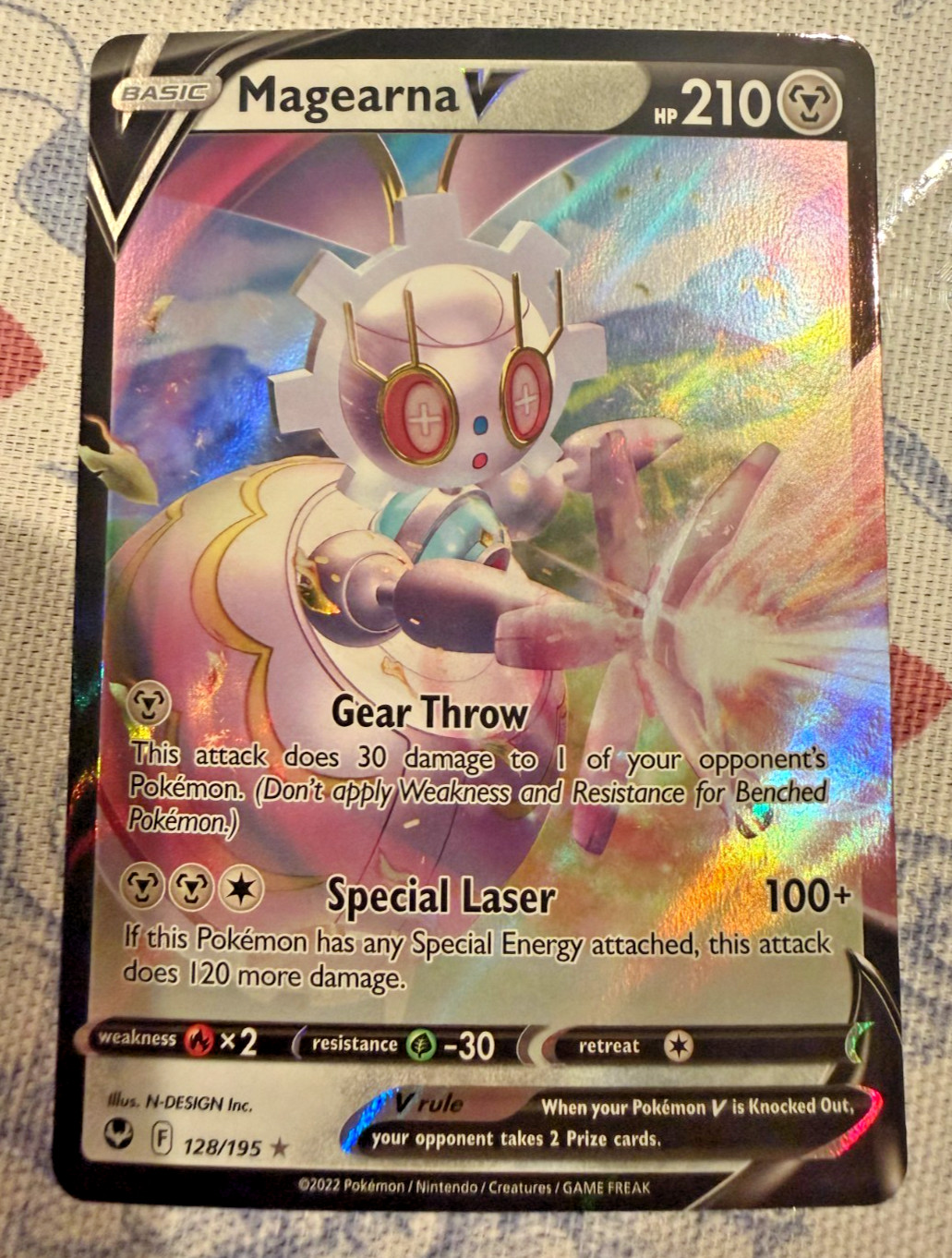 Pokemon TCG Magearna V 128/195 Swsh12: Sword & Shield - Silver Tempest Holo