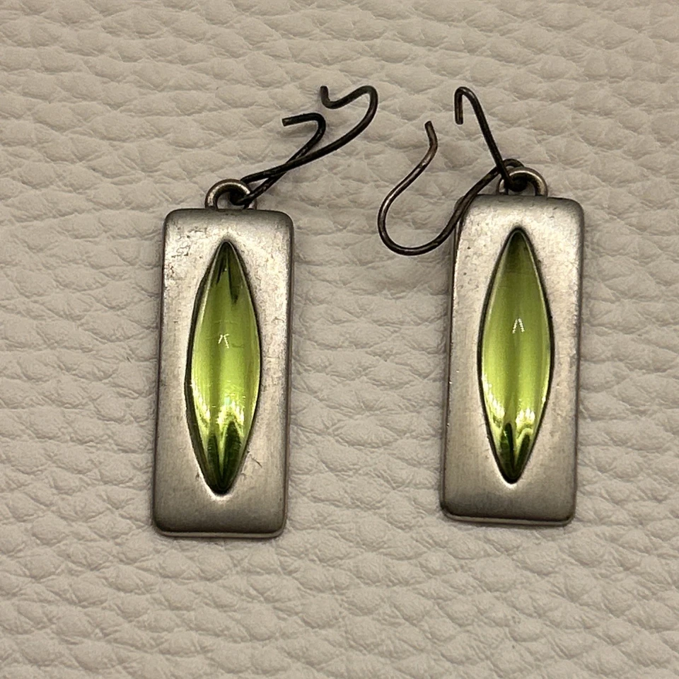Pendientes colgantes rectangulares de vidrio verde peltre firmados por Jorgen Jensen Dinamarca raros Foto 2 de 4