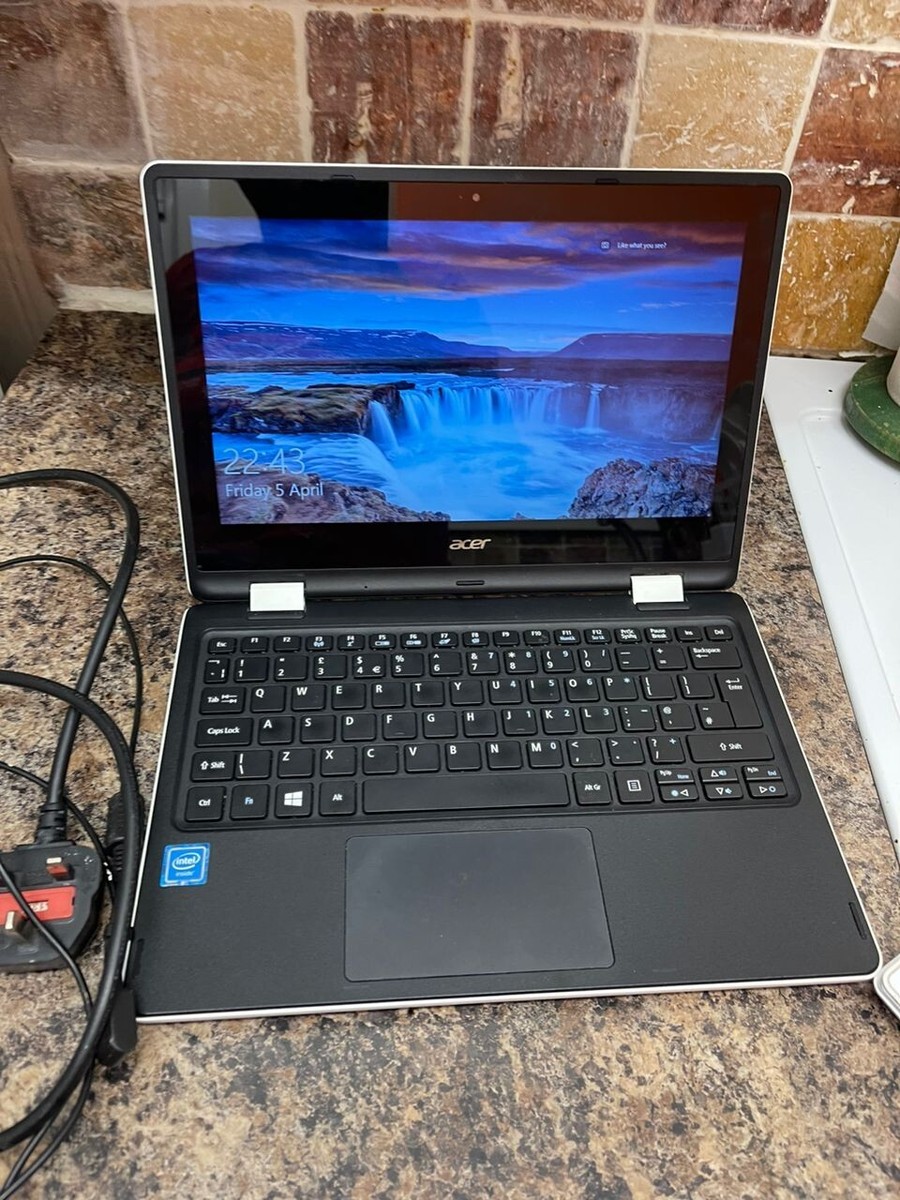 ACER Aspire r3-131t-c83r Intel Celeron N3050 4GB RAM SD Card