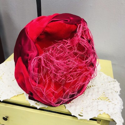 Vintage Lot of 2 Ladies Church Dress Hats Velvet Netting  display picture 3