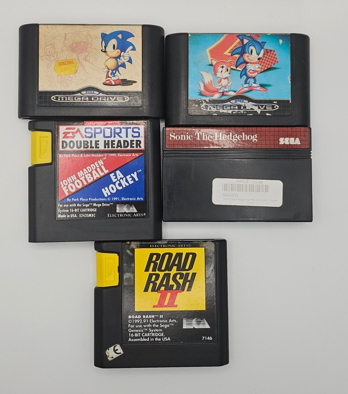 Sega Mega Drive carts bundle x 4 - Sonic 1, Sonic 2, Road Rash - Tested