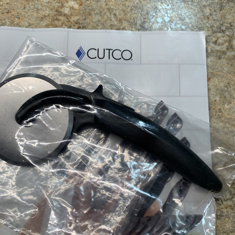 Cutco Pizza Cutter - Highly rated Buy It For Life recommendation