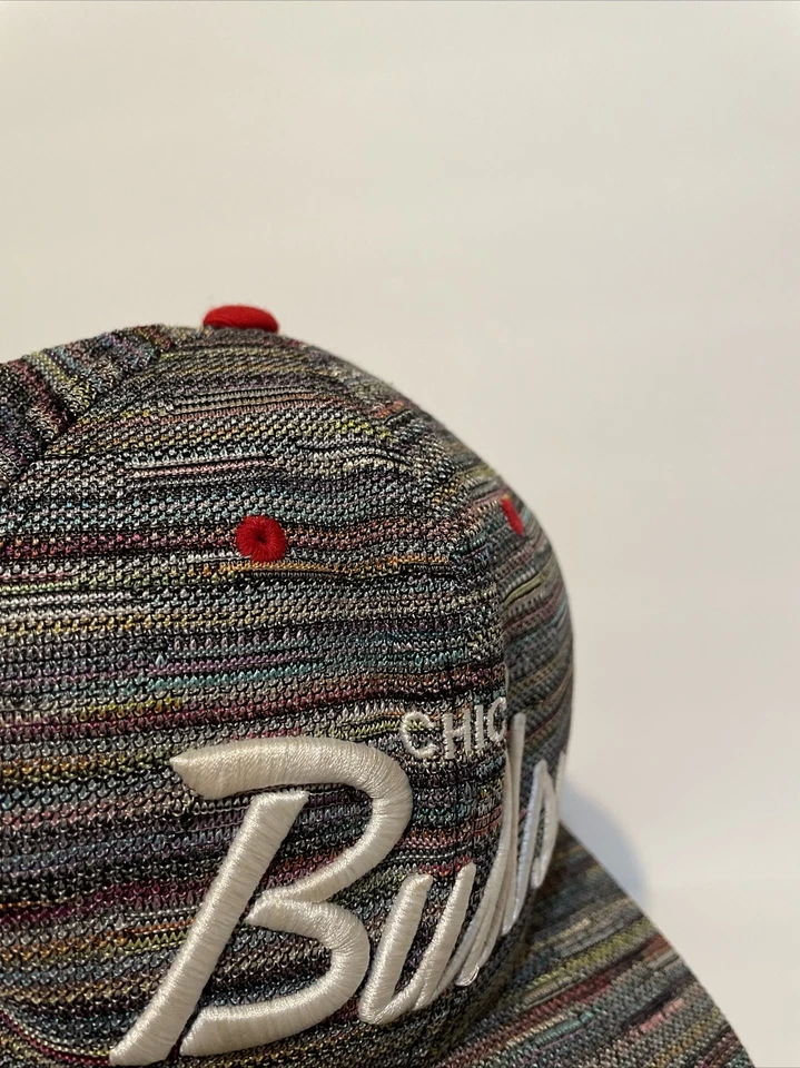 Sombrero de colección Chicago Bulls Mitchell & Ness Script SnapBack 100 % poliéster Foto 4 de 4