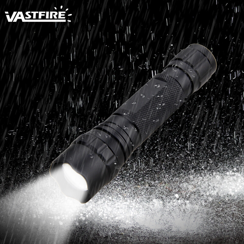 90000Lumens LED Flashlight Torch Zoomable Rechargeable Rifle Hunting Scope Mount