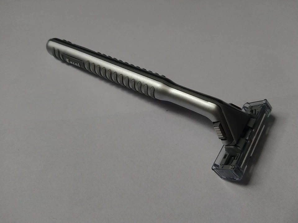 GILLETTE SENSOR EXCEL mango de afeitadora (Razor) metal, versión clásica - Imagen 3 de 4