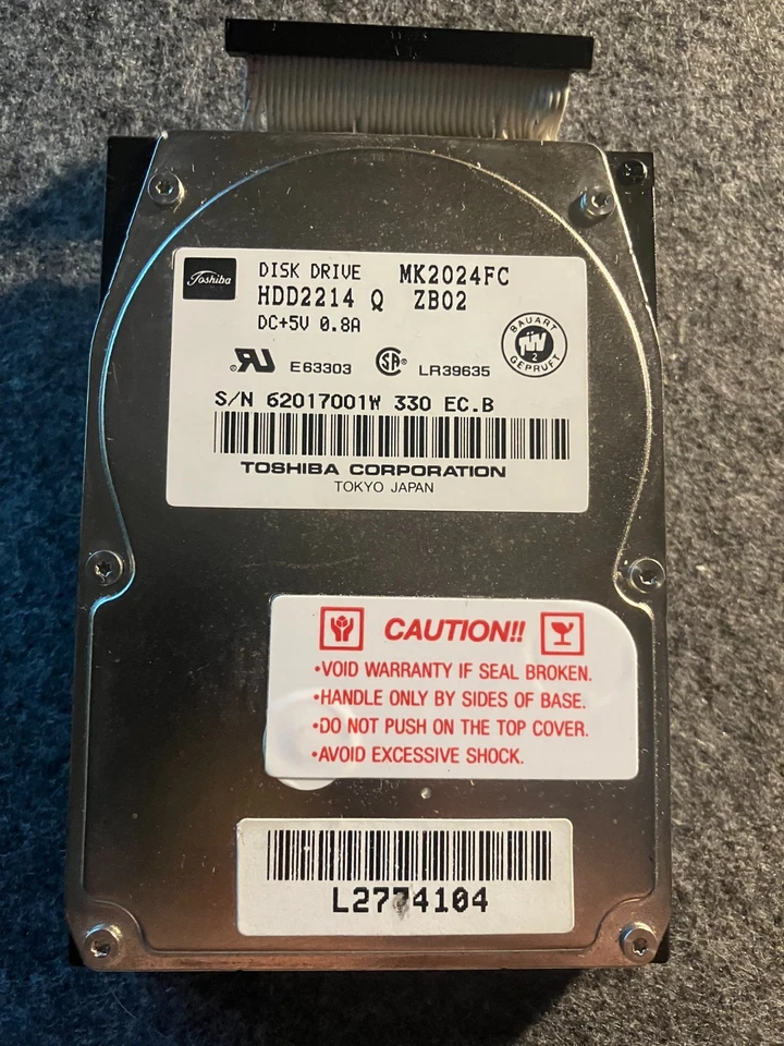 Toshiba Festplatte Vintage HDD2214 MK2024FC PATA 86MB