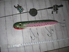 LARGE WOOD ZARA SPOOK TYPE RAINBOW TOP WATER FISHING LURE ADVERTISING WALL DECOR