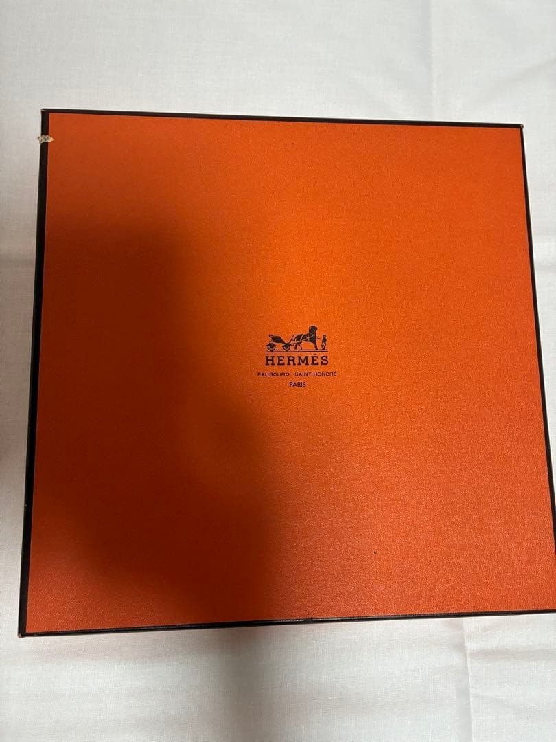 HERMES EN COURSE Carre 90 Silk 100% Scarf View 2