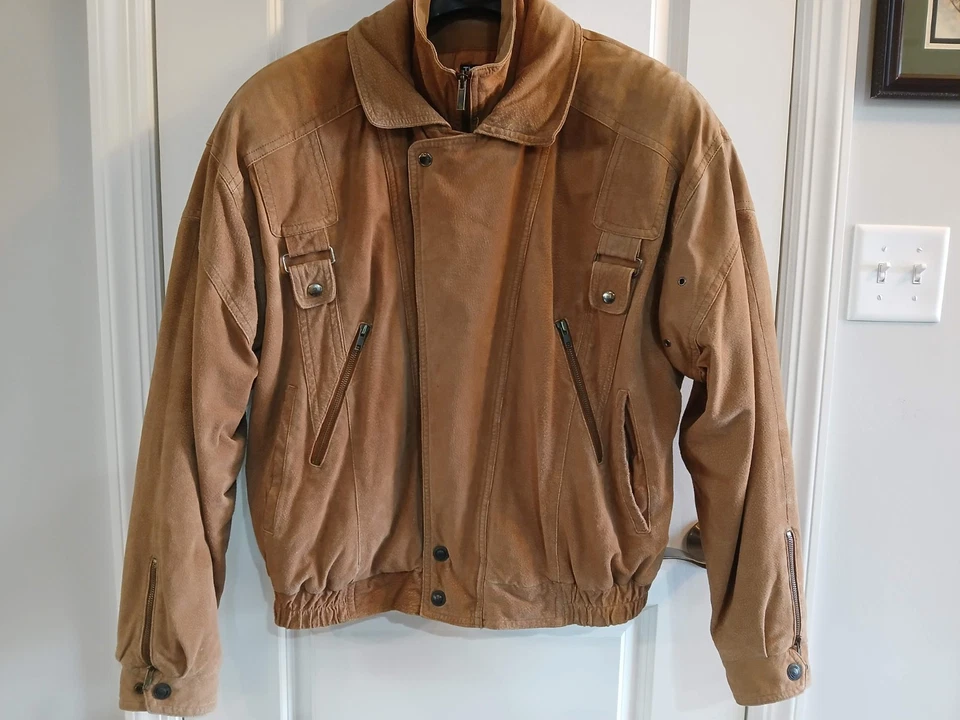 MEN'S VINTAGE WILSONS 1990's TAN SUEDE BOMBER JACKET W/ THINSULATE SIZE XL - Image 3 of 4