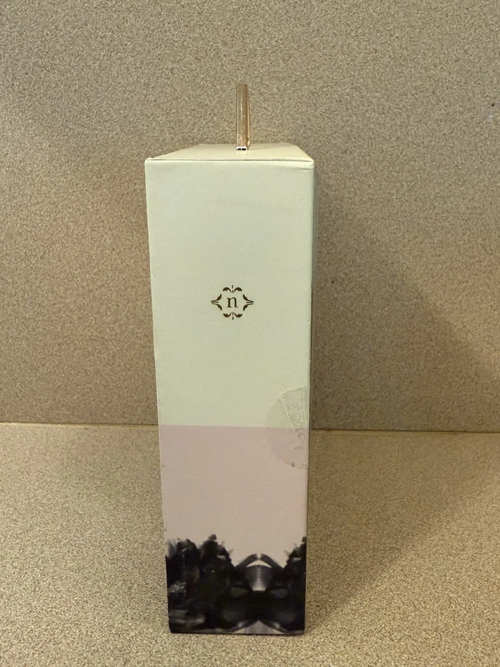 Nanette Lepore Crystal AirPods Pro Case Gold Bottom Charging Port Access UNUSED - Image 4 of 4