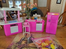 1992 Mattel Barbie Kitchen Set
