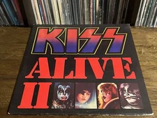 Kiss - Alive II (2xLP, Album, Gat) (Very Good (VG)) - 3346959948