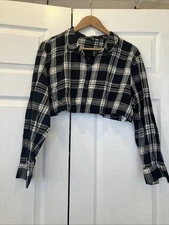 Women’s Cropped Flannel Size XL H&M Divided Black/white Plaid grunge street
