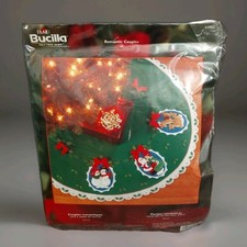 Bucilla 84962 Romantic Couple Christmas Tree Felt Holiday Kit