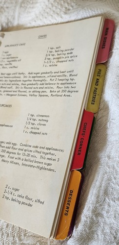 1972 Cookbook ‘FAR WEST RECIPE FAVORITES’ Oregon Federation of Square Dance Club - Picture 6 of 7