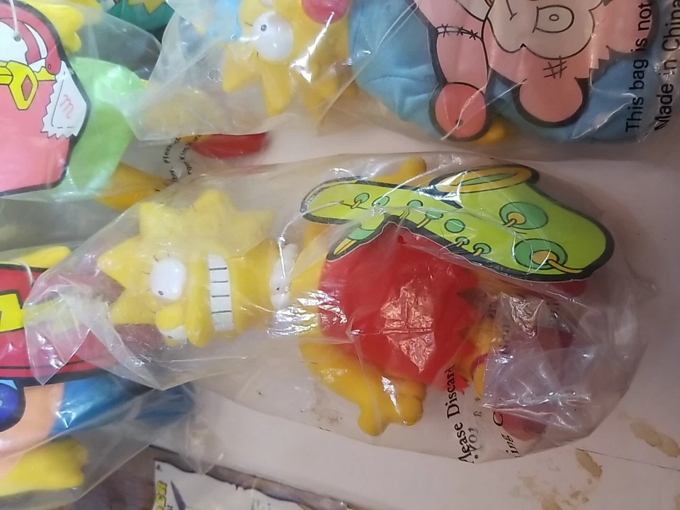 Lote de 5 figuras de peluche Burger King LOS SIMPSONS SELLADAS de colección 1990  Foto 3 de 4