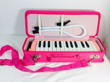 Schoenhut Melodica Blow Horn,Piano Puff &lsquo;n Play, W/mouthpiece And Flexible Tube