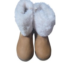 OshKosh B gosh Faux Fur Boots Size 9C Tan Warm Winter Girls Shoes